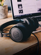 Load image into Gallery viewer, Audio-Technica ATH-M60xa
