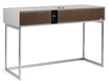 Load image into Gallery viewer, Ruark R810
