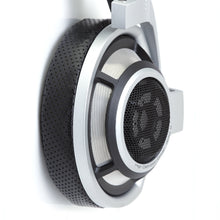 Load image into Gallery viewer, Dekoni Audio Elite Fenestrated Sheepskin Sennheiser - Reacondicionado
