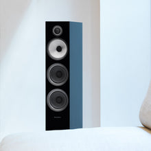 Cargar imagen en el visor de la galería, Bowers &amp; Wilkins 704 S2
