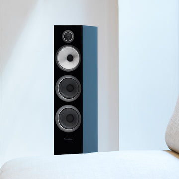 Bowers & Wilkins 704 S2