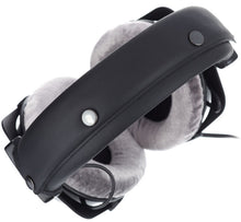 Load image into Gallery viewer, Beyerdynamic DT880 PRO

