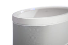 Cargar imagen en el visor de la galería, Yamaha MusicCast 50 detalle blanco
