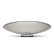Cargar imagen en el visor de la galería, Bowers &amp; Wilkins Zeppelin gris perla trasera
