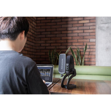 Saramonic SR-MV7000 editorial