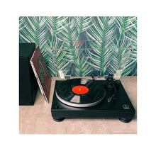 Cargar imagen en el visor de la galería, Audio-Technica AT-LP5X editorial 3
