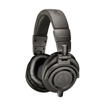 Cargar imagen en el visor de la galería, Audio-Technica ATH-M50x gris mate
