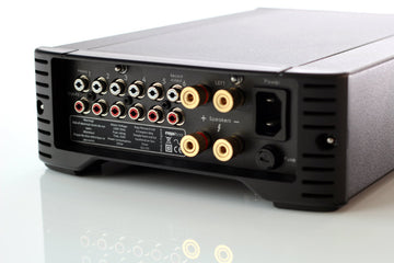 Rega Brio Amp conexiones 1