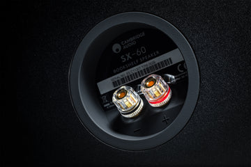 Cambridge Audio SX60 Matt Black detalle bornes