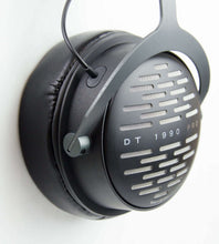 Load image into Gallery viewer, Dekoni Audio Choice Leather Beyerdynamic auriculares
