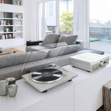 Cargar imagen en el visor de la galería, Denon DP-300F editorial 1
