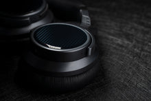 Cargar imagen en el visor de la galería, FiiO EH3NC editorial 5
