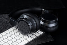 Cargar imagen en el visor de la galería, FiiO EH3NC editorial 7
