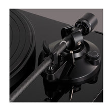 Cargar imagen en el visor de la galería, Audio-Technica AT-LPW50PB editorial 1
