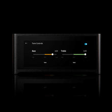 Cargar imagen en el visor de la galería, NAD M10 BluOS editorial 1
