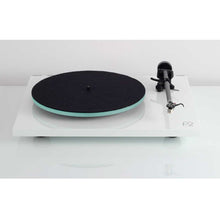 Cargar imagen en el visor de la galería, Rega Planar 2 MKII blanco general
