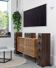 Cargar imagen en el visor de la galería, Edifier Q250c editorial 1
