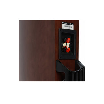 Polk Audio RTIA 5 cerezo detrás