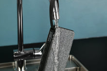 Cargar imagen en el visor de la galería, Tangent Pebble Splash Resistente al agua
